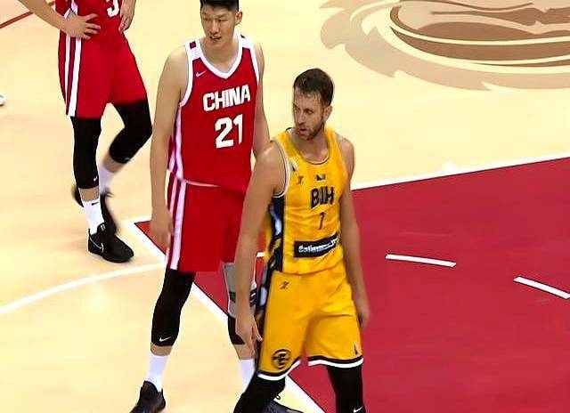 圣多奈主教练下课,球队走势不容乐观的简单介绍 圣多奈主教练下课,球队走势不容乐观的简单介绍