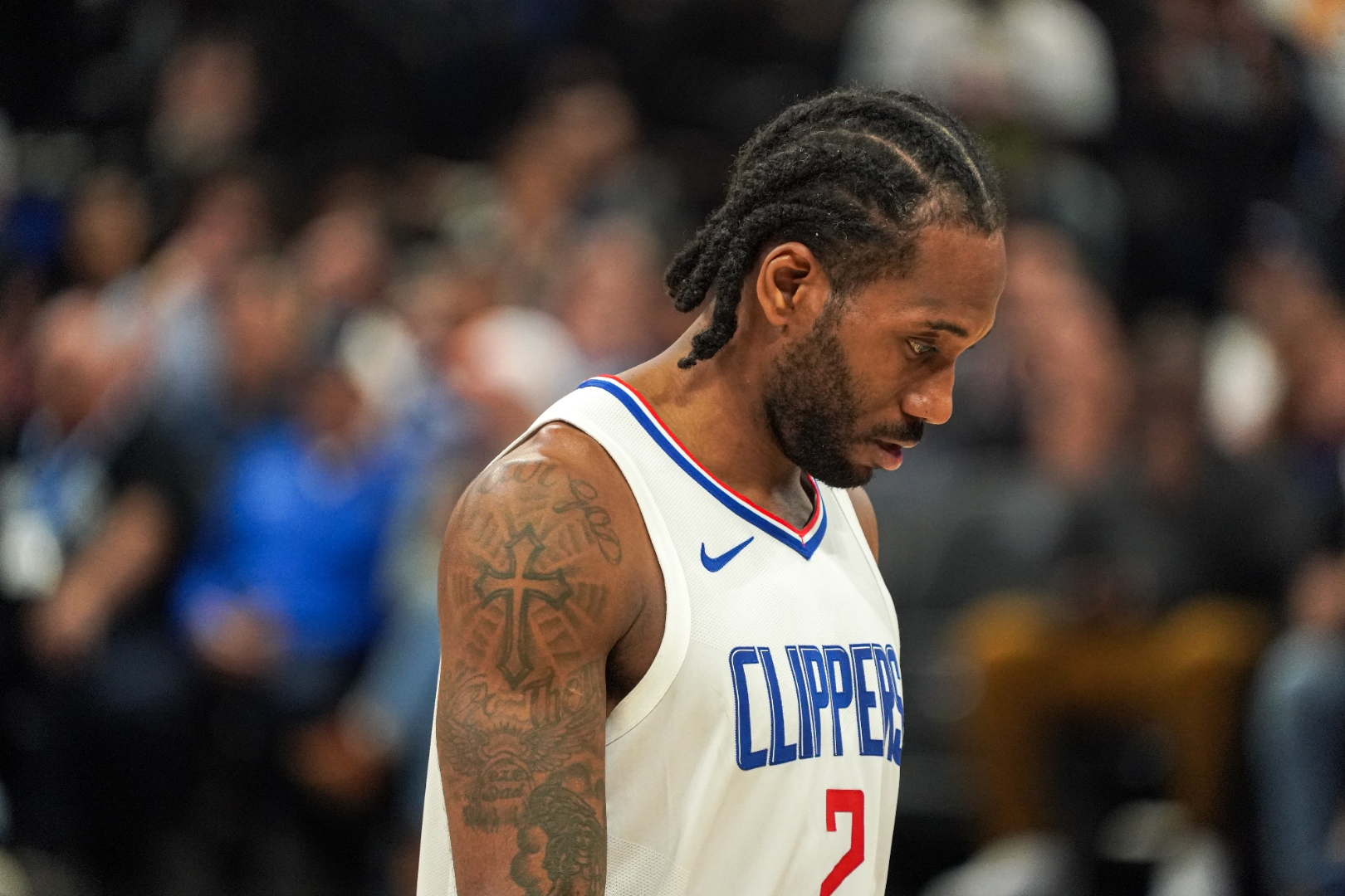 包含快船遭遇国王逆转，失去西部头名的词条